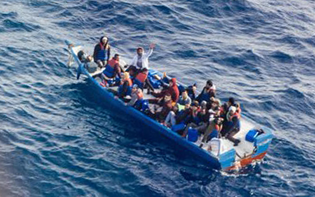 Migranti: 20 persone riportate in Libia. Salvini esulta ma l’Onu non è d’accordo
