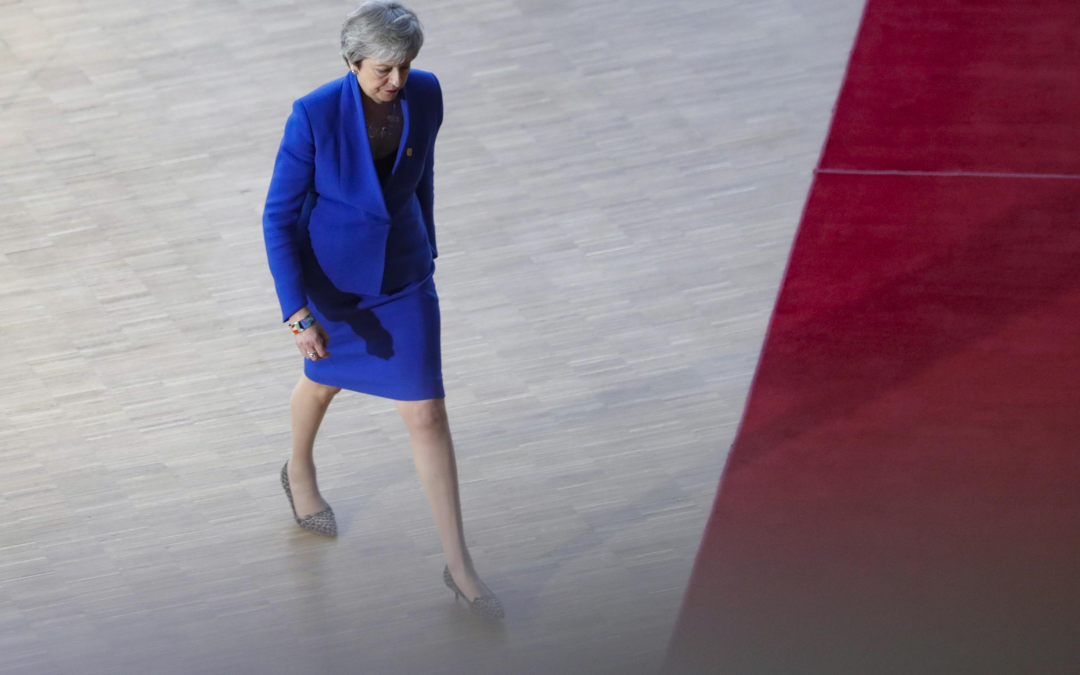 Europee 2019: Inglesi al voto, pro Brexit sempre più forti, May a picco