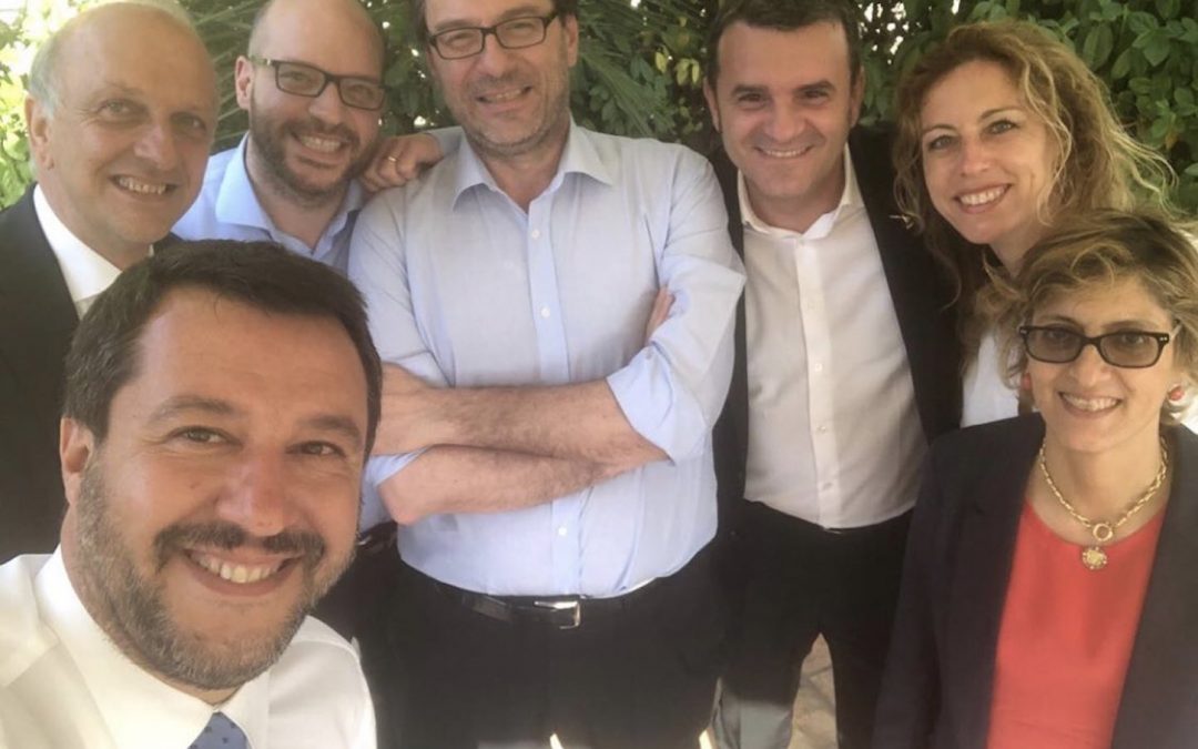 Governo, Salvini ripensa alle elezioni: «Troppe fratture col M5S, voto a settembre»