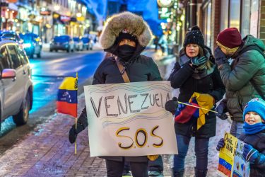 Carburante, inflazione, ospedali: la crisi del Venezuela dimenticato