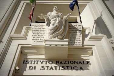 Istat: pressione fiscale al 38% nel primo trimestre, record dal 2015
