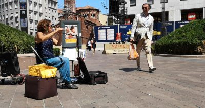 Anarchia creativa e burocrazia comunale: Milano e gli artisti di strada