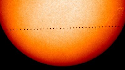 Mercurio passa davanti al Sole, pioggia guastafeste