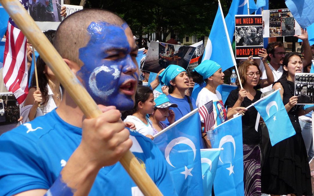 China Cables: Pechino usa un algoritmo per arresti preventivi contro gli uiguri