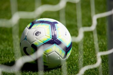 Calcio, il caso Invictasauro: è giusto esonerare un allenatore che vince?