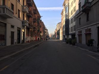 Via Gola, aggressione ai vigili del fuoco: nove indagati