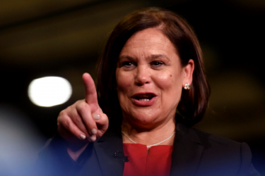 Irlanda, i nazionalisti scalzano il dominio centrista. Ma non c’è maggioranza assoluta