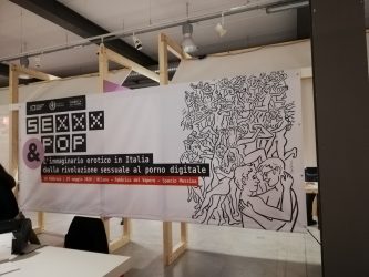 Sexxx & Pop, il curatore della mostra: Tinder? Niente di nuovo, nei ’70 era di carta