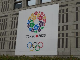 Coronavirus, Olimpiadi Tokyo 2020 verso il rinvio. Abe: «Escluso l’annullamento»