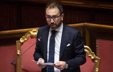 Carceri: «Io escluso dal Dap per timore dei boss», Di Matteo attacca Bonafede