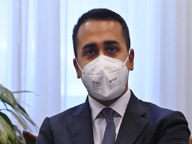 Covid, Di Maio: «Italia tra i primi al mondo ad avere un vaccino»