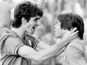 Paolo Rossi: l’ultimo saluto al ragazzo che conquistò la Spagna