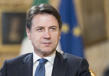 La road map di Conte: dieci giorni per trovare i “responsabili”