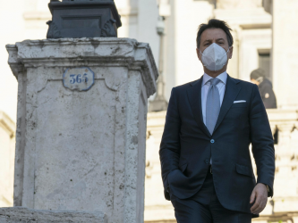 Dallo scostamento di bilancio al decreto ristori: le sfide di Conte dopo lo strappo di Renzi