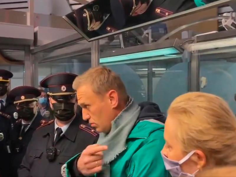 Russia, arrestato Alexei Navalny all’aeroporto di Mosca
