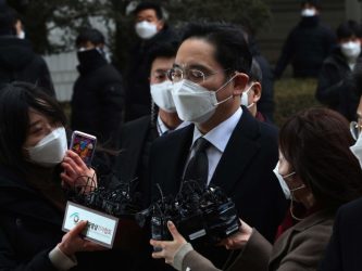 Corruzione e falsa testimonianza, arrestato l’erede della Samsung