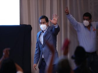 Elezioni in Ecuador: Unes in vantaggio, i conservatori inseguono