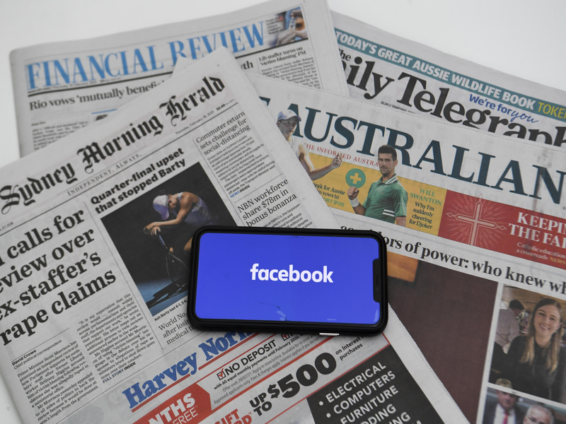 Facebook sfida l’Australia: blocco delle news dopo la richiesta di pagare i contenuti