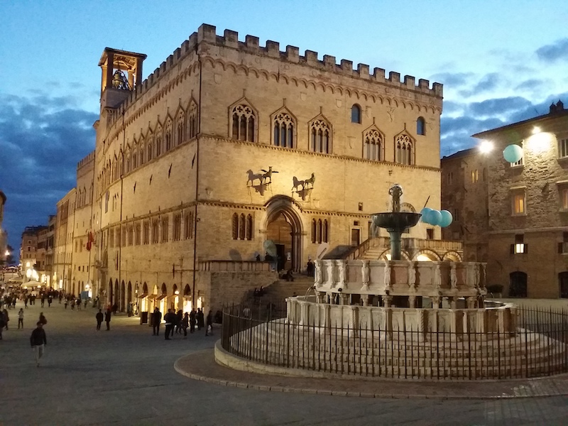 Pandemia, Perugia in zona rossa. Cresce il rischio di terza ondata