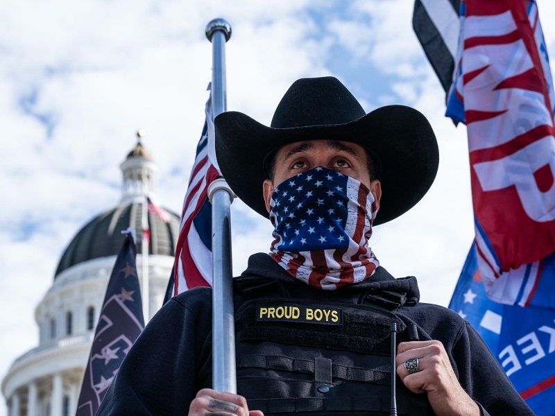 Canada, i Proud Boys dichiarati “organizzazione terroristica”