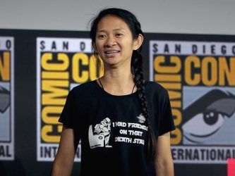 Golden Globes, Chloé Zhao Miglior regista: è la seconda donna dal 1984