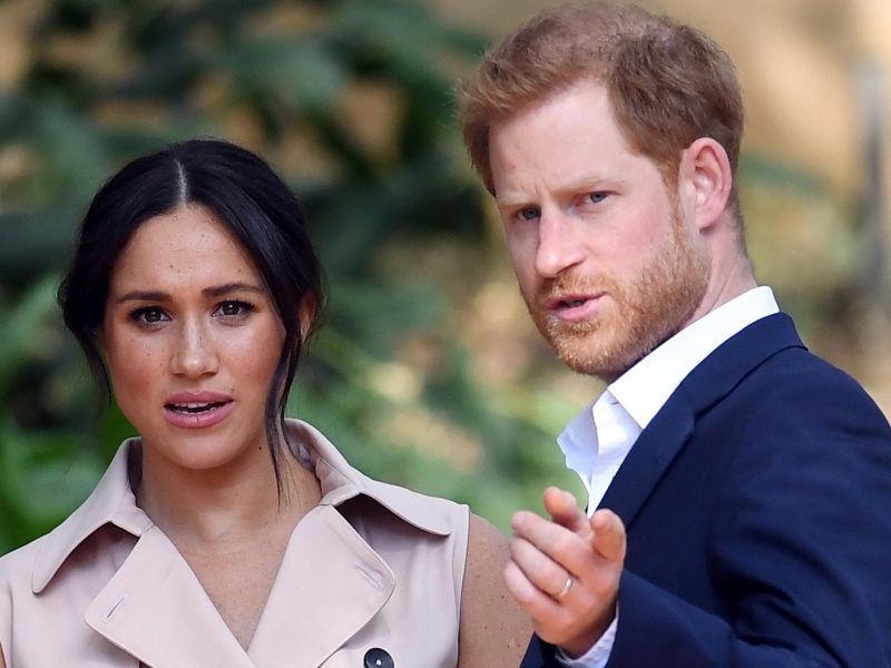 Meghan e il lato oscuro della corona britannica: “Ho pensato al suicidio”