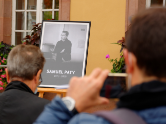Professore decapitato in Francia, studentessa che lo aveva accusato mentiva