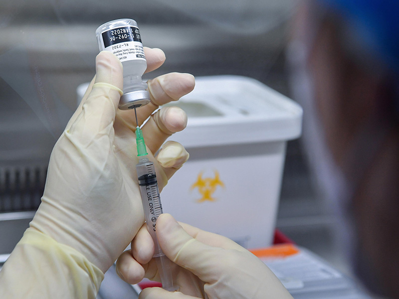 Vaccini: Lombardia, in campo anche i centri privati