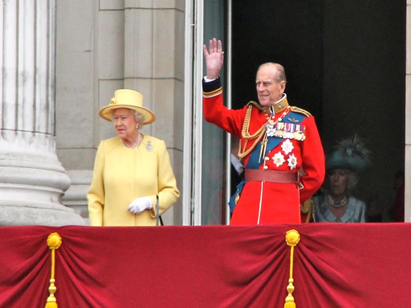 Nel 2011, il matrimonio tra il nipote William e Kate Middleton fu il definitivo riavvicinamento tra il popolo britannico e la casa reale, provata dagli scandali legati a Lady Diana. (Fonte: Creative Commons)
