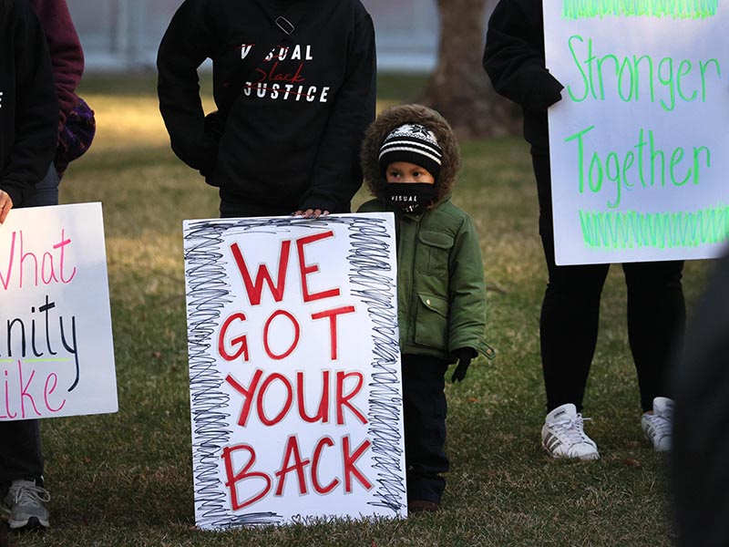 Caso Floyd, a Minneapolis la polizia uccide un altro afroamericano