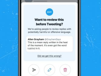 Twitter, nuova funzionalità anti-odio: «Non vuoi modificare questo contenuto?»