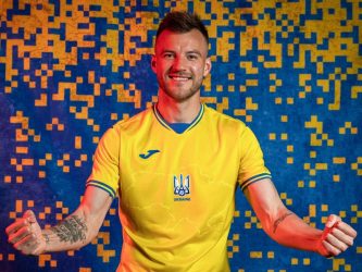Euro 2020, sulla maglia dell’Ucraina c’è la Crimea. Scontro diplomatico con la Russia