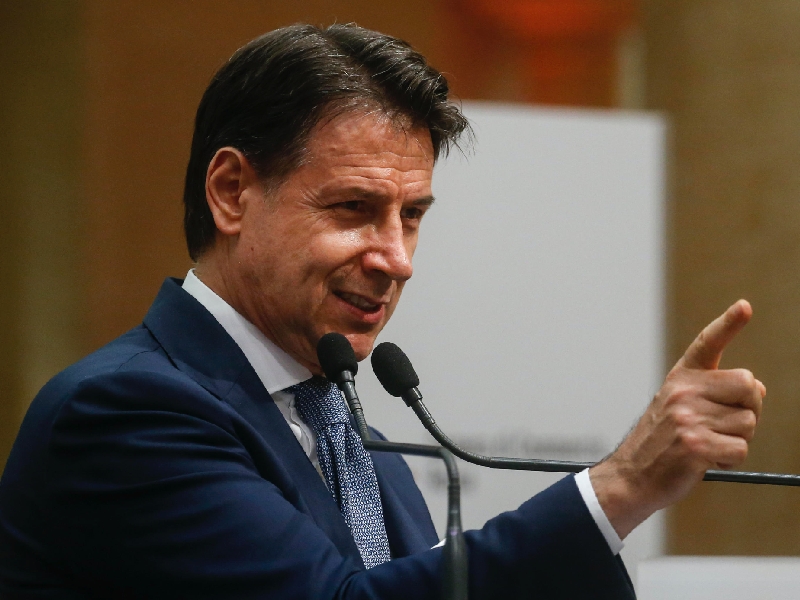 Ucraina, Conte gela il campo largo: lasciamo fare agli Usa