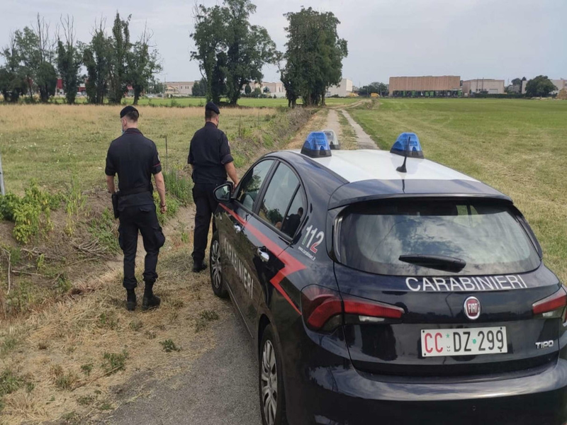 Uccise da un mezzo agricolo, il bracciante indagato per duplice omicidio colposo