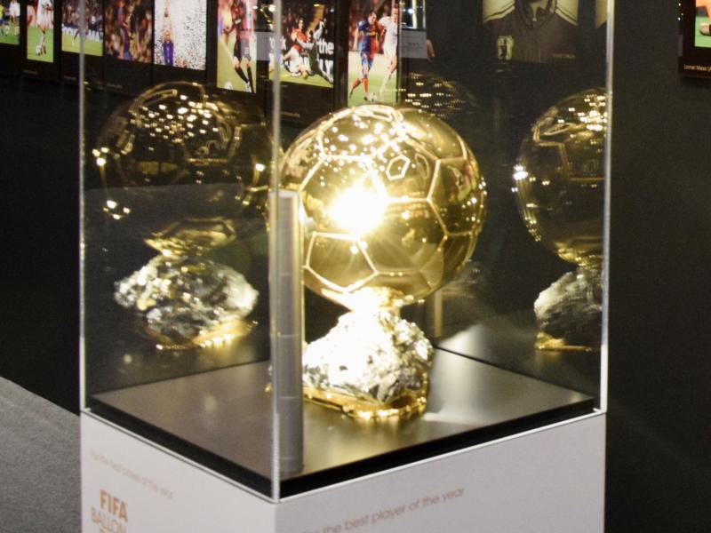 Pallone d’oro 2021, Messi punta al settimo. Stasera la cerimonia a Parigi