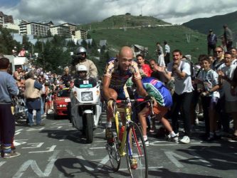 Caso Pantani, la Procura di Rimini riapre l’inchiesta dopo 17 anni