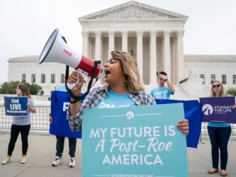 Usa, legge sull’aborto al vaglio della Corte Suprema