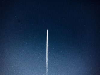 SpaceX, razzo fuori controllo punta dritto verso la Luna