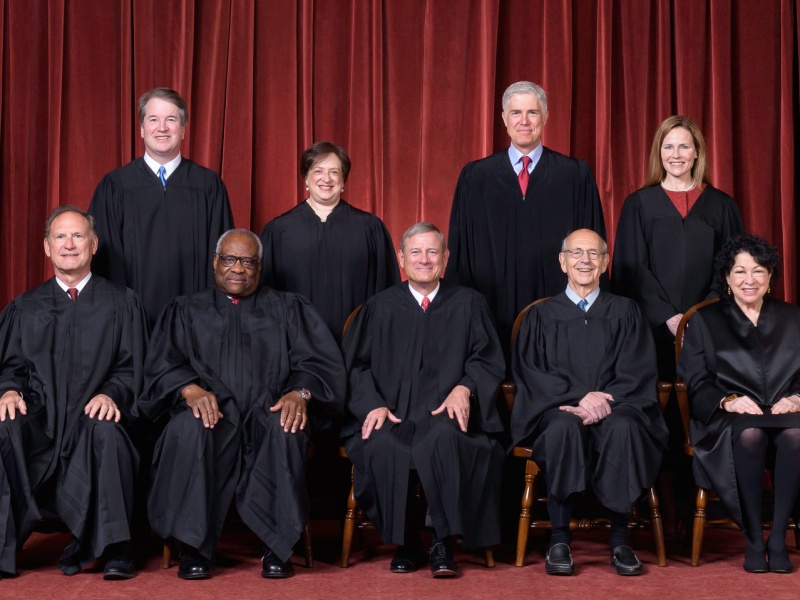Corte Suprema, si dimette a 83 anni il giudice Stephen Breyer
