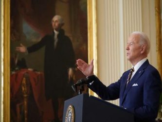 Ucraina, Biden: «Reagiremo solo in caso di invasione». Kiev: «Scioccati»