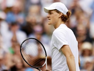 Wimbledon 2022, Sinner perde ma convince