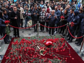 Esplosione a Istanbul, arrestata l’attentatrice: “Ha confessato, è curda”