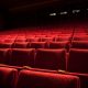 Calo spettatori al cinema e a teatro. Allarme della Siae