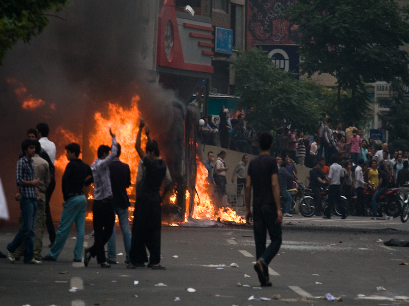 Iran: il regime non si ferma e giustizia un secondo manifestante