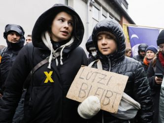 Scontri a Lutzerath, tra gli sgomberati anche Greta Thunberg