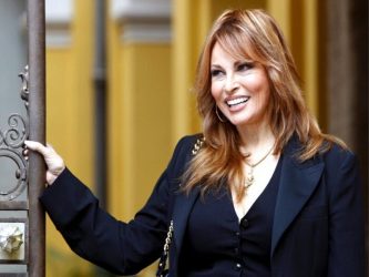 Addio a Raquel Welch, icona sexy di Hollywood
