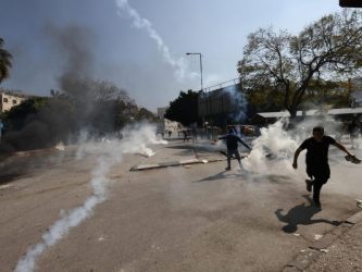 Cisgiordania, 11 morti e più di 100 feriti nel raid israeliano a Nablus. Razzi da Gaza