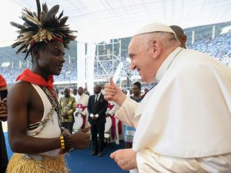 Papa Francesco in Congo parla ai giovani: «No a sporcizia e corruzione»