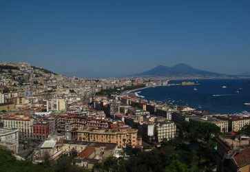 Napoli, 19enne ucciso a pistolettate nella zona di Mergellina