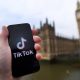 TikTok, anche Londra lo vieta nei dispositivi governativi